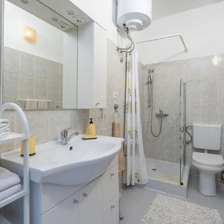 Modern With Swimming Pool In * Višnjan