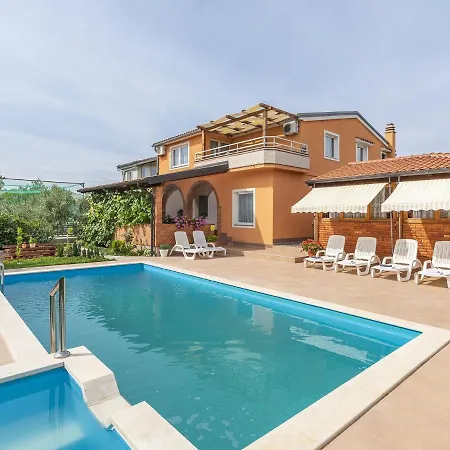 Modern With Swimming Pool In *