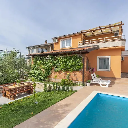 Modern With Swimming Pool In *